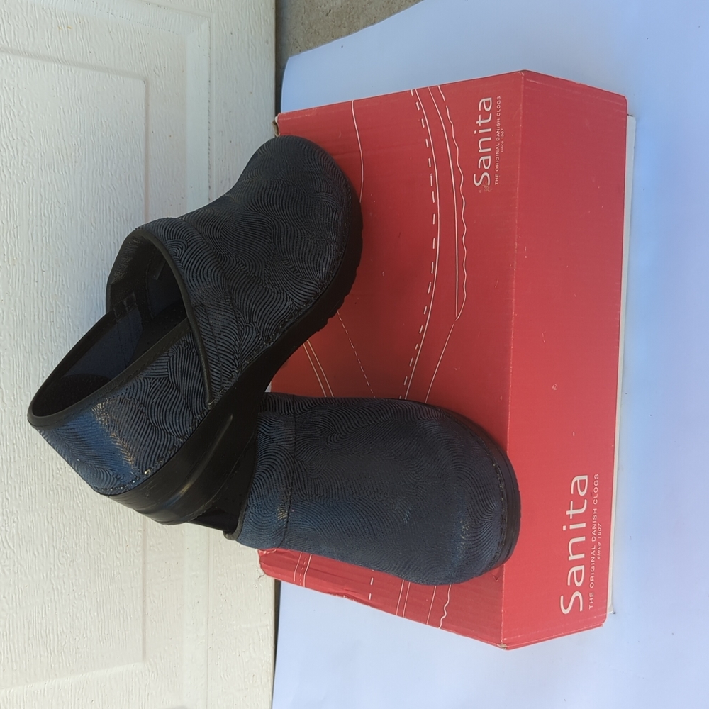 New in Box. Sanita Professional Clogs 36 Fits US W 5.5